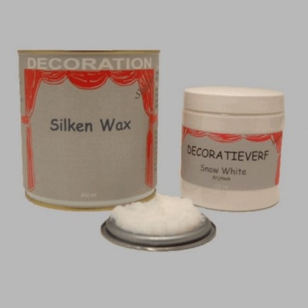Kit Silken Wax – Snow White