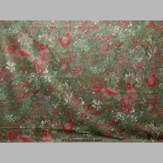 stof met bordeau bloem kleur groen