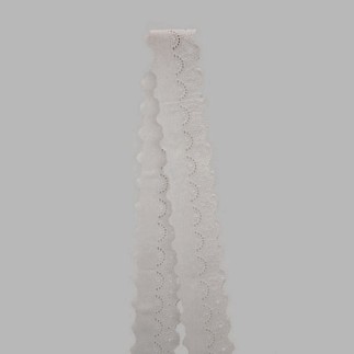 broderie blanc largeur 55 mm long 280 cm