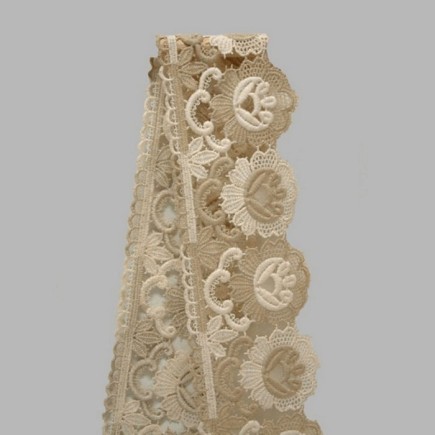 Lace band color ecru and white width 12 cm length 2,15 meter