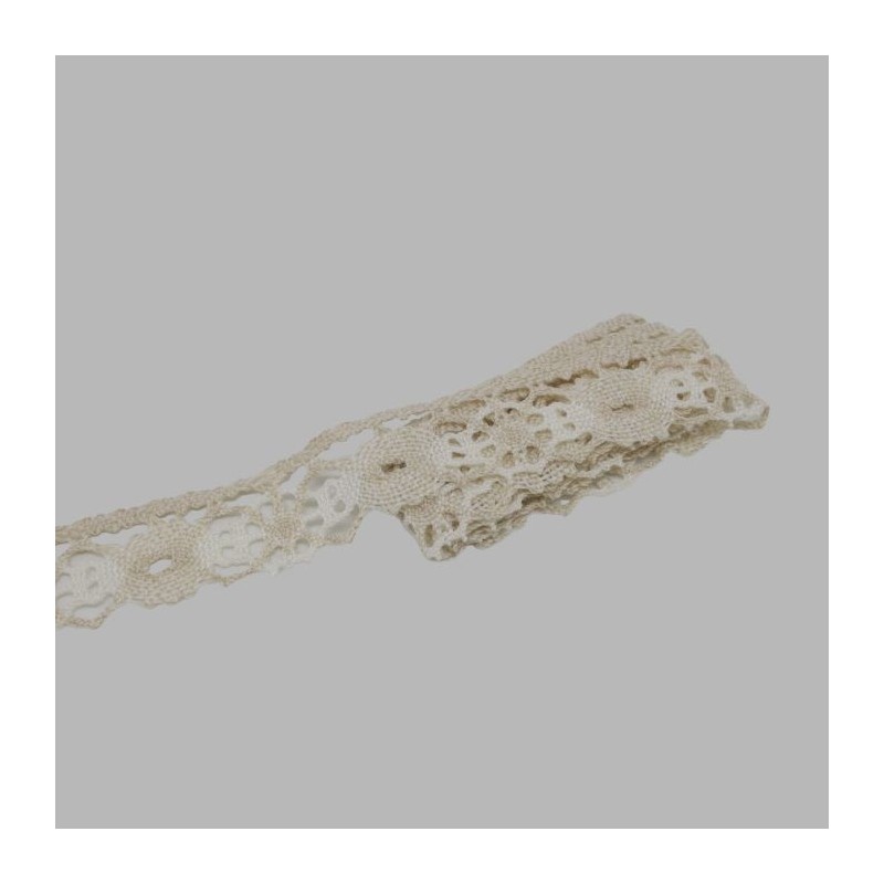Lace color white and beige width 55 mm length 1.90 m Lace color white and beige width 55 mm length 1.90 m