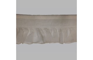 ruche ecru voile breed gerimpeld