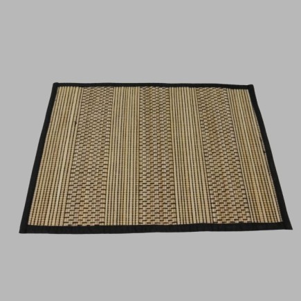 Stijlvolle Rieten Placemat – Natuurlijke Elegantie met Zwarte Afwerking