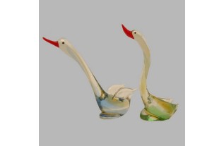 Glass swans 2 colors