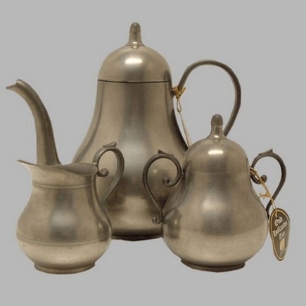 Tin tea set