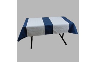 Chemin de table damassé diamant design couleur blanc 145 x 40 cm