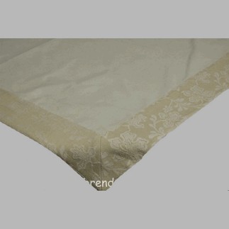 Top robe avec bordure florale