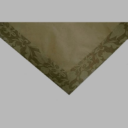 Top robe beige avec le conseil tulipes