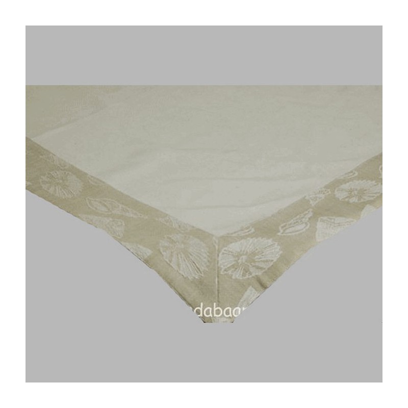 Top dress with shells border