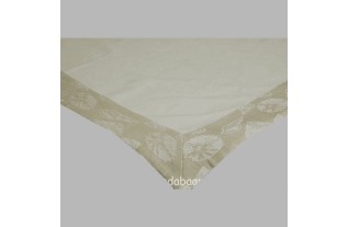 Top dress with shells border