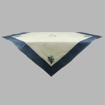 nappe de organza ou avec des raisins couleur bleu 150 x 150 cm