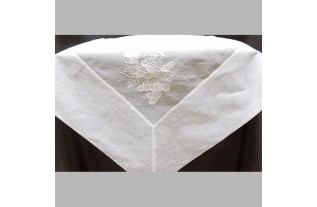 tablecloth organza with grapes color white 150 x 150 cm