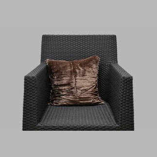 kussenovertrek met kraaltjes bruin