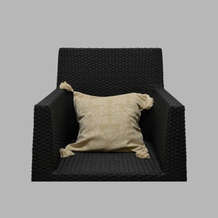 gebloemd kussen met kwastje