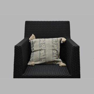 leem kleurig en beige blaadjes