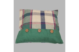 Sierkussenhoes blok design met houten knopen groen