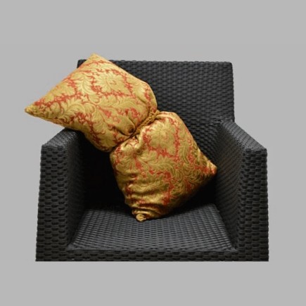 pillow red-gold