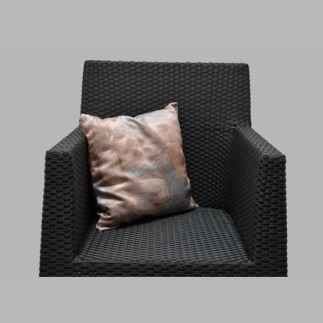 kussen glans beige bewerkt