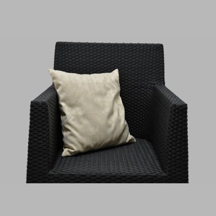 Coussin plaine avec des rayures à  la crème avec le français