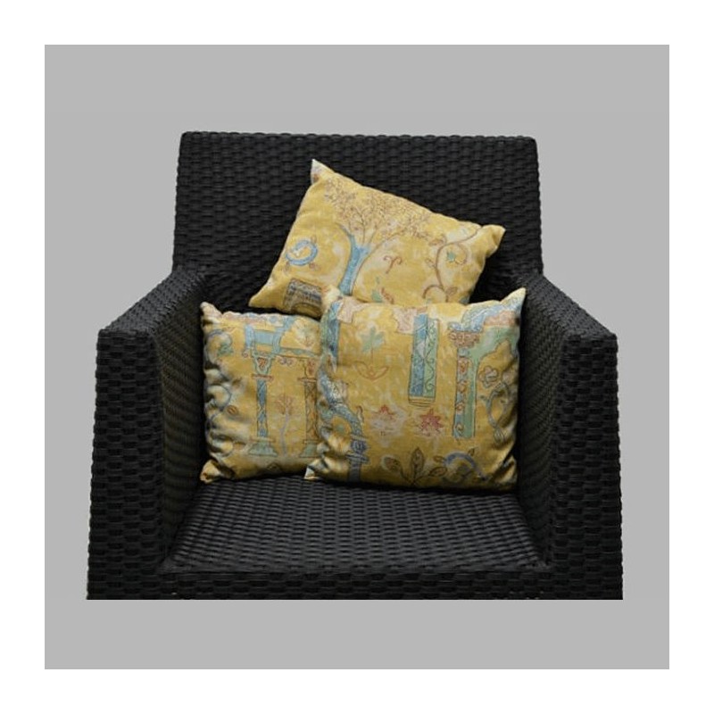 Pillow with Greek design