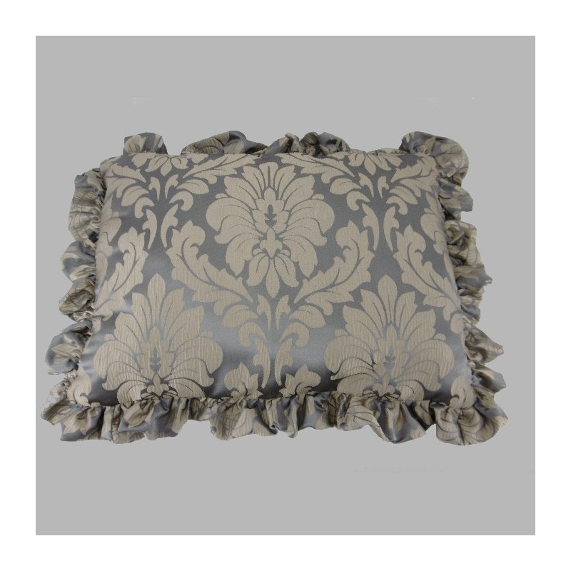 Large cushion with medallion and ruching 75 x 60 cm