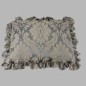 Grand coussin avec médaillon et ruches 75 x 60 cm