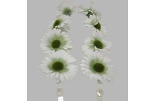 magrieten ketting van zijde voor decoratie