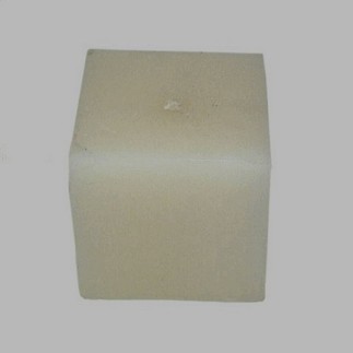 Bougie forme de bloc couleur crème 7.5 x 7.5 cm