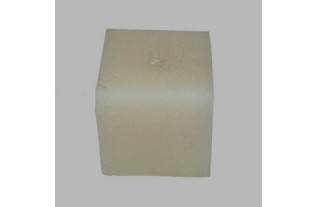 Bougie forme de bloc couleur crème 7.5 x 7.5 cm