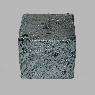 Candle block form color silver 7 x 7 cm