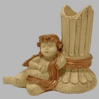lustre classique avec petit ange assis sur la gauche