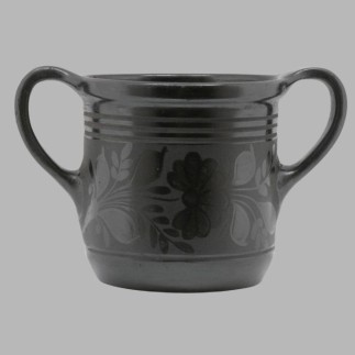 Flower pot with ears