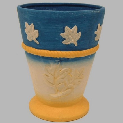 Cheerful flower pot