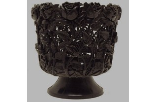 plastic pot Design roses