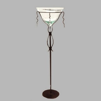 Vaas op voetstuk br 38 h 117 cm