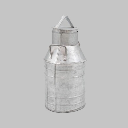 zinc pot à  lait
