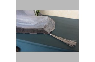 Tafelloper organza met kwast kleur zilver 50 x180 cm