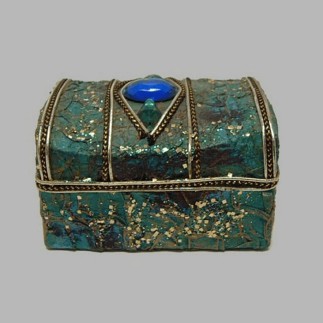 box for decoration, potpourri or jewelry color green 10 x 7 cm H 6 cm