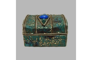 box for decoration, potpourri or jewelry color green 10 x 7 cm H 6 cm