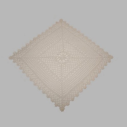 dentelle couleur crème renforcé 40 x 40 cm