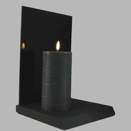 Bougie LED Uyuni couleur black lily 78 mm x 152 mm