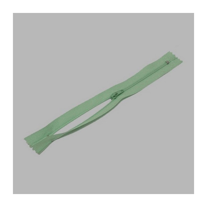 zipper color light green length 20 cm nylon