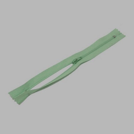 zipper color light green length 20 cm nylon