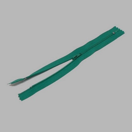 zipper color green length 20 cm nylon