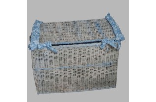 Rieten mand met deksel