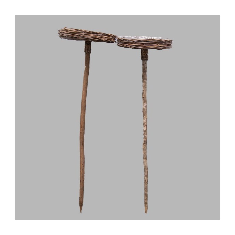 Baskets on a stick 2 pieces Height 100 cm, diameter basket 30 cm Baskets on a stick 2 pieces Height 100 cm, diameter basket 30 cm
