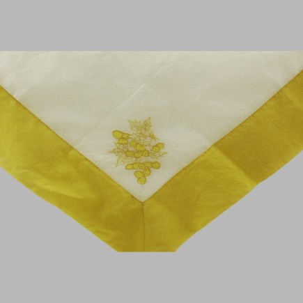 tablecloth organza with grapes color white and yellow 150 x 150 cm