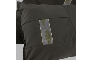 Coussins Vert Foncé Luxueux avec Accents Dorés - Faits Main dans Notre Atelier