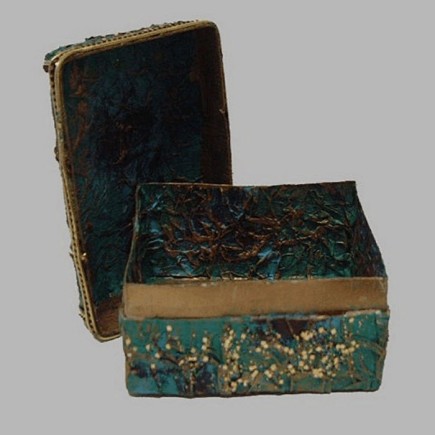 box for decoration, potpourri or jewelry color green 10 x 7 cm H 6 cm