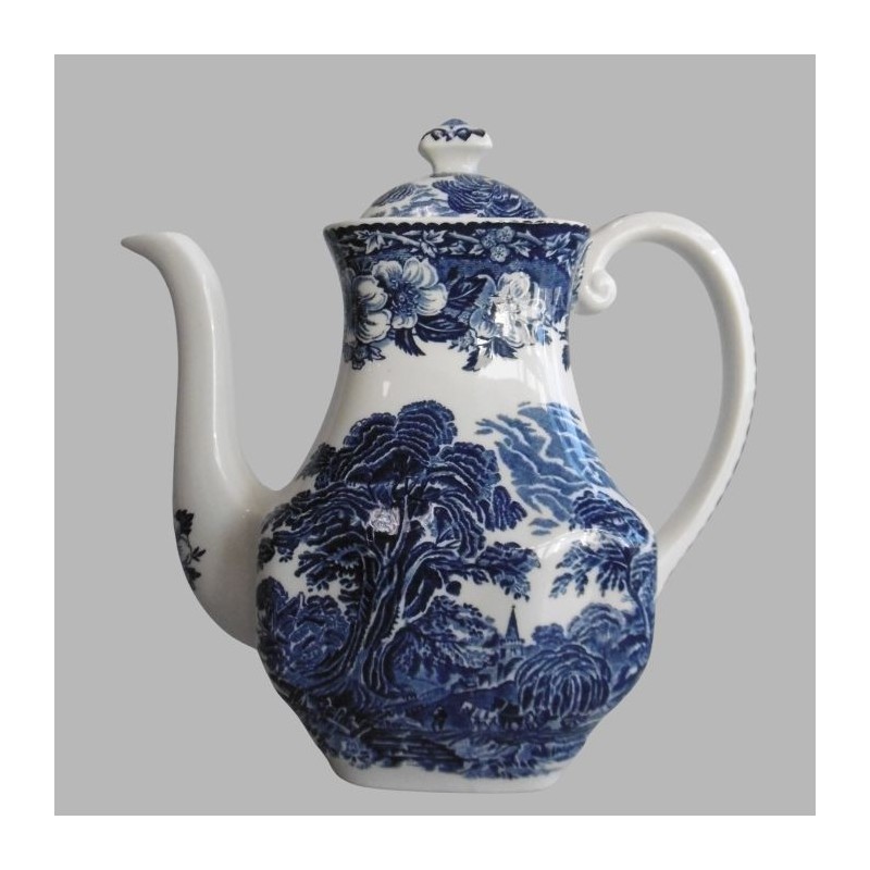 Vintage Theepot met Blauw Landelijk Tafereel Tijdloze Elegantie in Keramiek